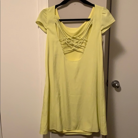 Bright yellow dress - Picture 2 of 3